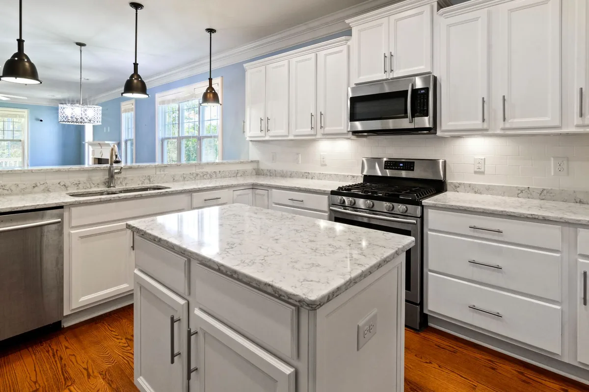 Filth & Squalor Cleanup in Highland Park, MI